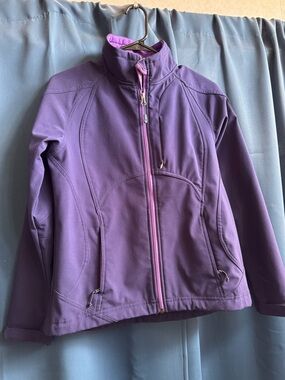 Women's Purple Softshell Ski Jacket with Stand Collar and Zip Pockets